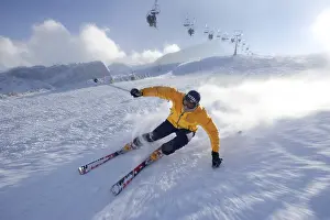 Man skiing on a slope, Kreuzeck range