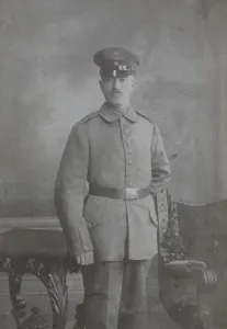 Man in uniform, visit format, Carte de Visite