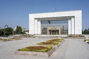 Manas Statue, Ala-Too Square, Bishkek, Kyrgyzstan
