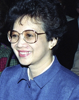Category Historic Photos EN Prints: Maria Corazon Sumulong Cory Cojuangco-Aquino (January 25)