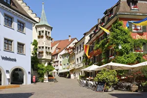 Market place in the upper town