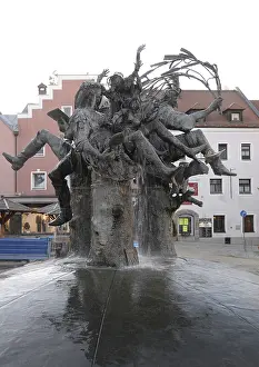 Marketplace fountain, fountain