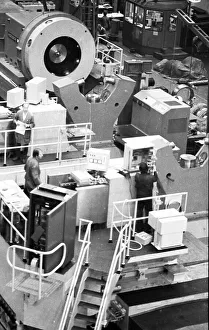 The Maschinenfabrik Deutschland (MFD) of Hoesch AG ceased production of heavy machinery in 1990