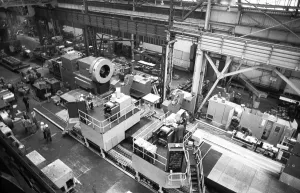 The Maschinenfabrik Deutschland (MFD) of Hoesch AG ceased production of heavy machinery in 1990