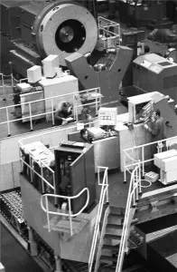 The Maschinenfabrik Deutschland (MFD) of Hoesch AG ceased production of heavy machinery in 1990