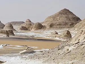 Matar limestone mountains, Northern White Desert