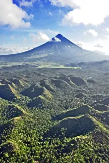 Category Mountain Landscapes Prints: Mayon Volcano, Legaspi, Bicol Province