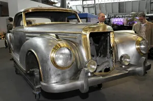 Mercedes-Benz classic car during restoration