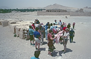 Merchants selling goods in front of the temple district, Beltempel, Palmyra, Tadmor, Syria, May 1987, vintage, retro, old, historical, Asia