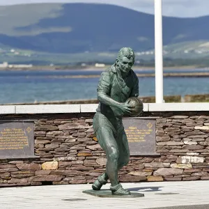 Mick O'Dwyer statue, famous footballer