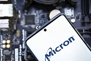 Category Historic EN Prints: Micron logo is displayed on smartphone