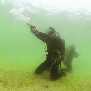 Military divers, gun, Black Sea