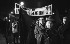 Miners and employees of the Moeller-Rheinbaben colliery in Bottrop