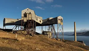 Category Scandinavia Prints: Mining, former coal mine, Longyearbyen
