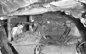 Mining, Men in the mine, coal mining