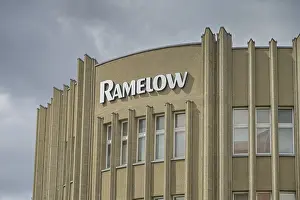 Modehaus Ramelow, Breite StraBe