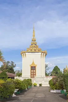 The Mondap or library, part of the Royal Palace complex