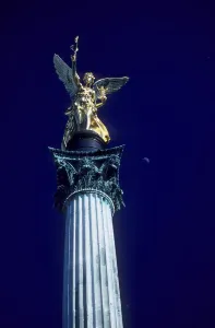 Monument of peace, Friedensengel