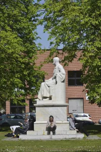 Monument, Robert Koch, LuisenstraBe