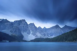 Moren Lake, Canadian Rocky Mountains