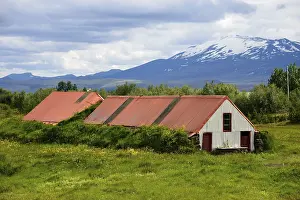 Mork Farm, Hekla Volcano, Skard