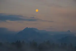 Morning atmosphere at full moon
