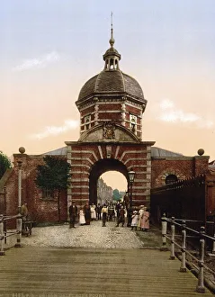 Morspoort Tor and bridge in Leyden