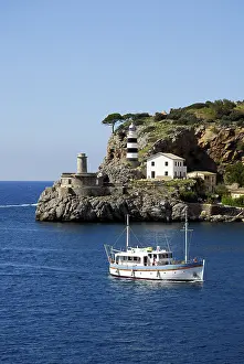 Motorboat at the harbour entrance