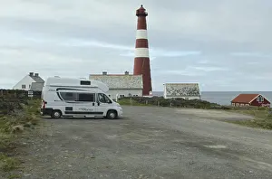 Motorhome in front of Gamvik lighthouse