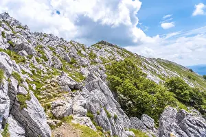 Mount Aizkorri 1523 meters, the highest in Guipuzcoa