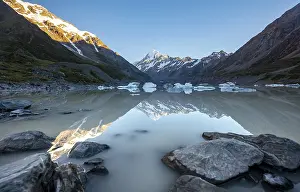 Mount Cook in morning light, sunrise
