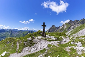 Category Mountain Landscapes Prints: Mountain cross, Koblat am Laufbichelsee