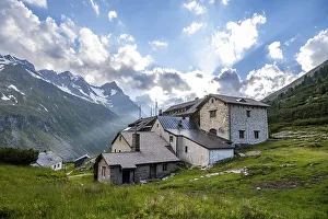 Mountain hut, Alpine Club hut Berliner Huette
