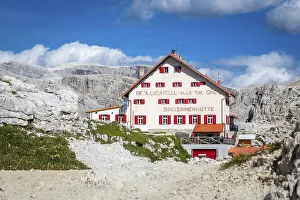 Mountain hut Dreizinnenhuette, mountain range three peaks