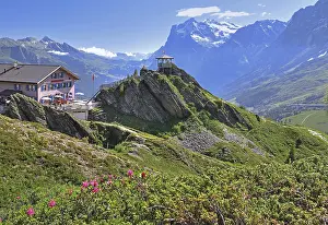 Mountain inn on Kleine Scheidegg with Wetterhorn