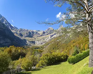 Mountain landscape view Ordesa y Monte Perdido National Park