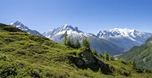 Mountain panorama with glaciated mountain peaks