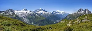 Mountain panorama with glaciated peaks