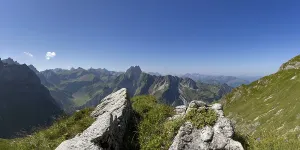 Framed Print : Mountain panorama from Laufbacher-Eckweg to Hofats
