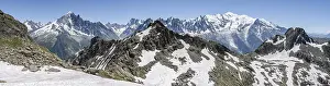 Mountain panorama, mountain peaks Aiguille Verte