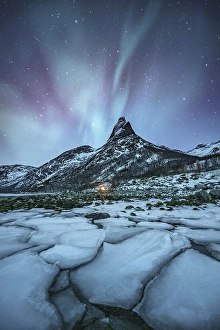 Mountain peak (Aurora borealis) Stetind
