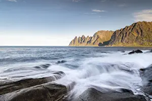 Mountain peaks at Tungeneset, Devil's Teeth