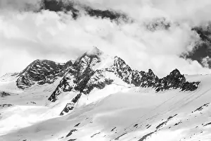 Mountain peaks, Waxeggkees glacier