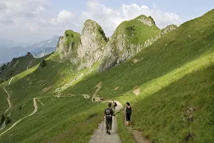 Mountain walkers in the Rotwand area