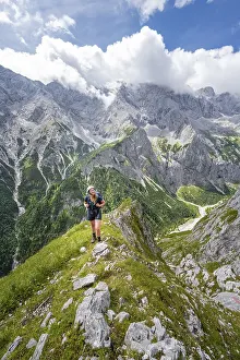 Mountaineer climbing the Waxenstein