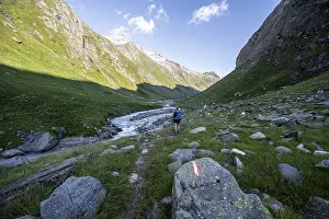 Mountaineer on hiking trail, Umbaltal