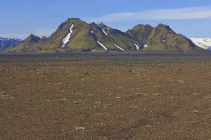 Mountains in an arid volcanic landscape