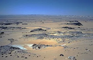 Mountains and cauldrons, Valley al-Charga