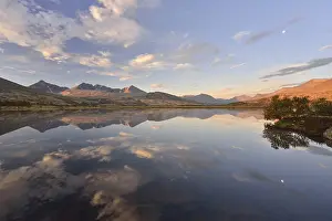 Mountains reflected in Lake Doralstjornin or Doralstjornin