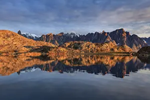 Category Mountain Landscapes Prints: Mountains and rocks reflected in fjord